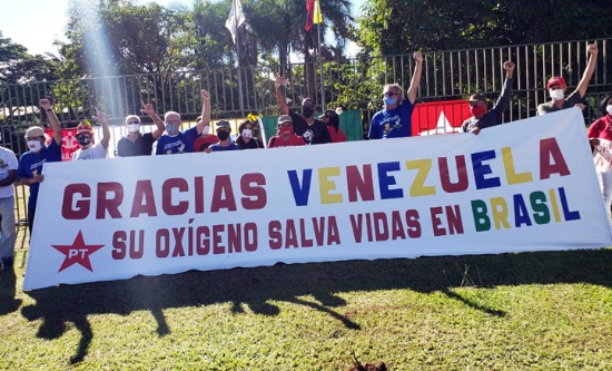 Demonstration in Brazil thanking Venezuela for medical aid supplies