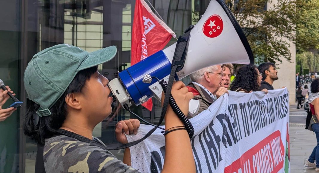 Supporters of the SOAS 2 Defence Campaign rally with Sarah outside the Old Bailey (photo: FRFI)